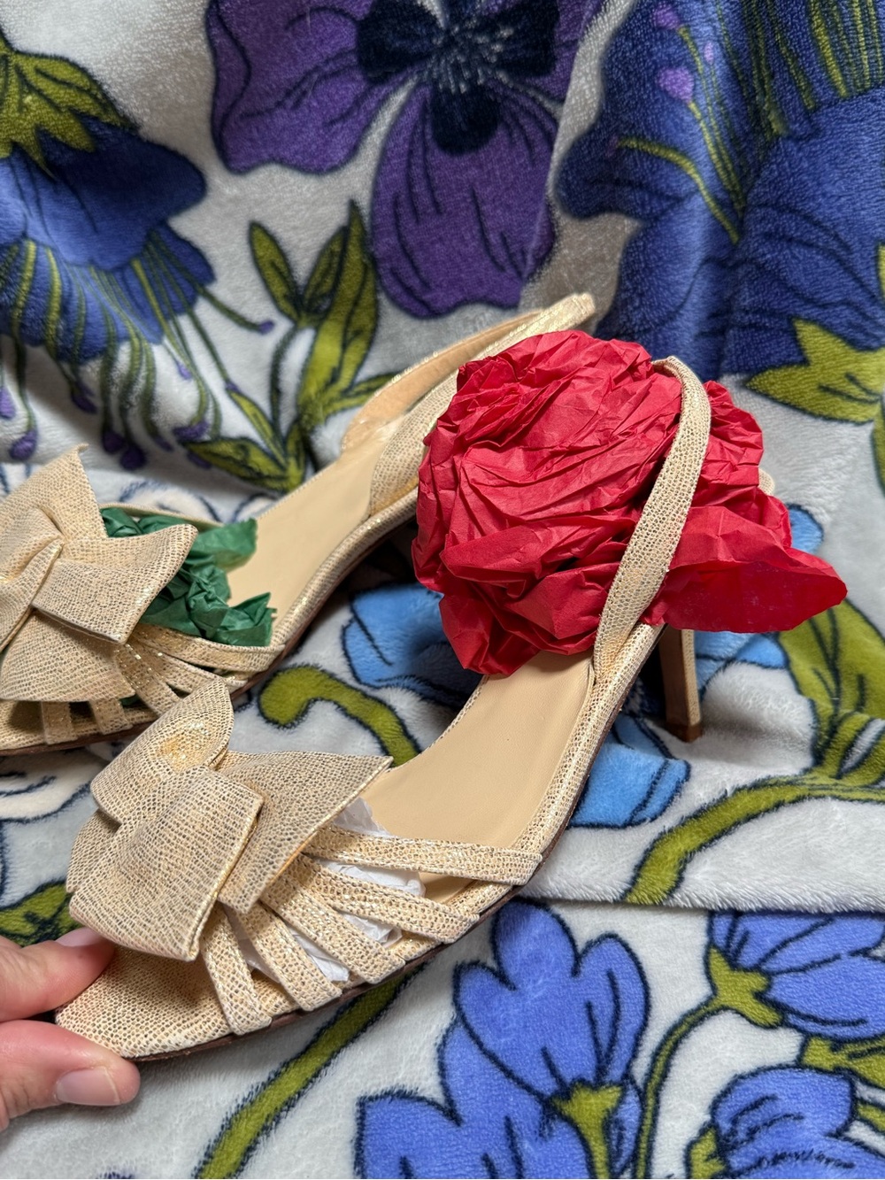 kate spade Natural Beige Bow Slingback Heels with Red Accent